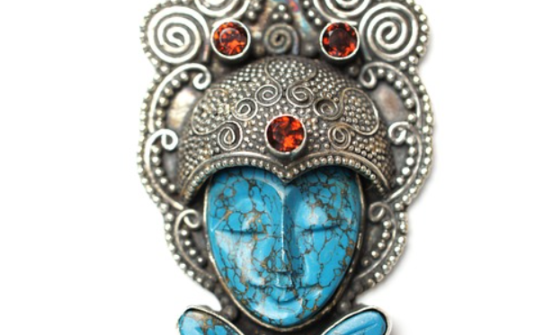 Turquoise Gemstone: The Most Spiritual and Essential Jewelry for Tarot Reader