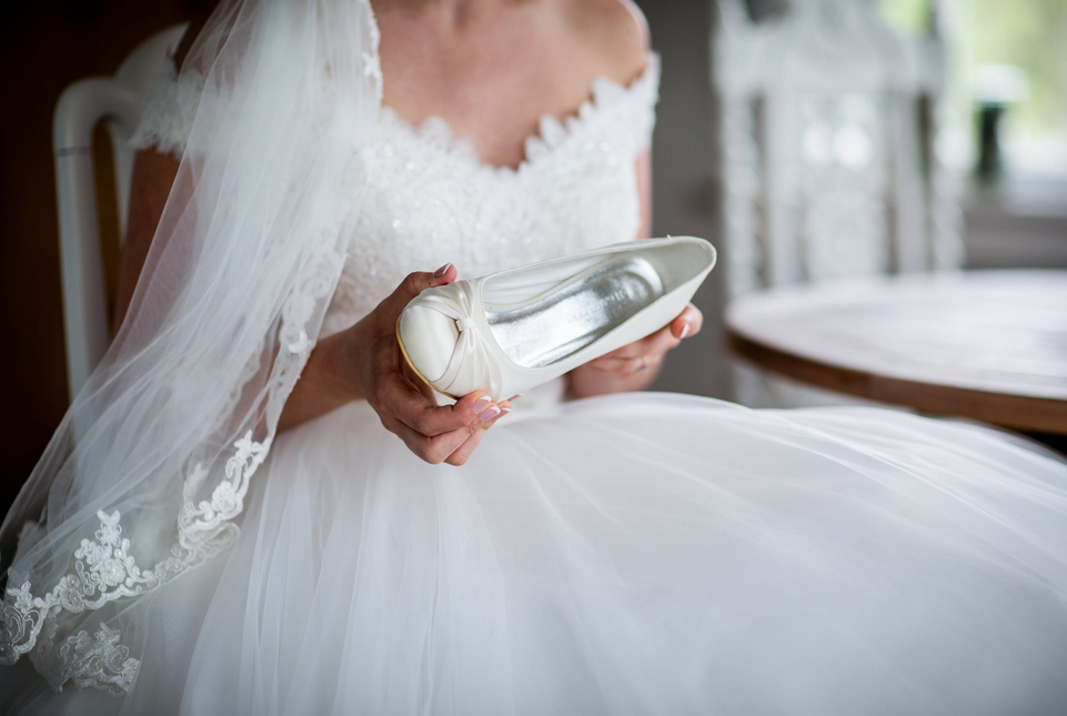 wedding dress
